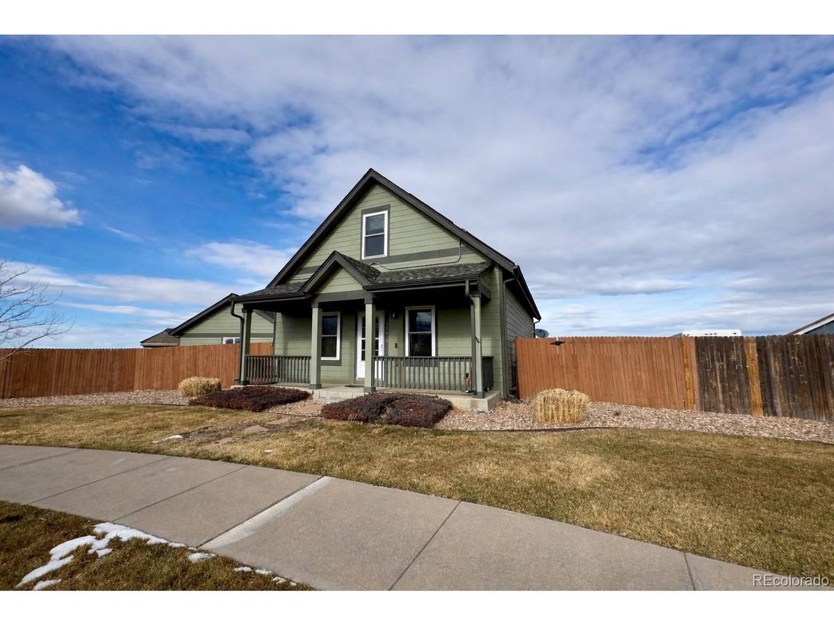55699 E 31st, Strasburg, CO 80136