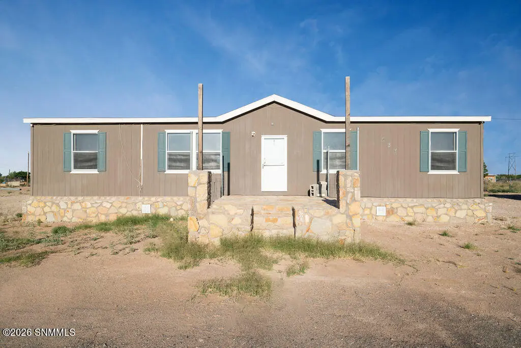 237 Magee DR, Chaparral, NM 88081