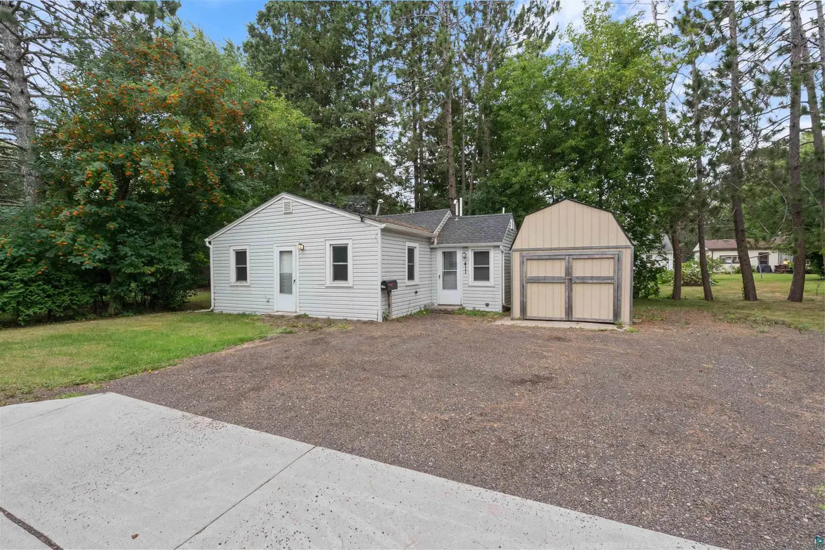 411 21st St, Cloquet, MN 55720-2218