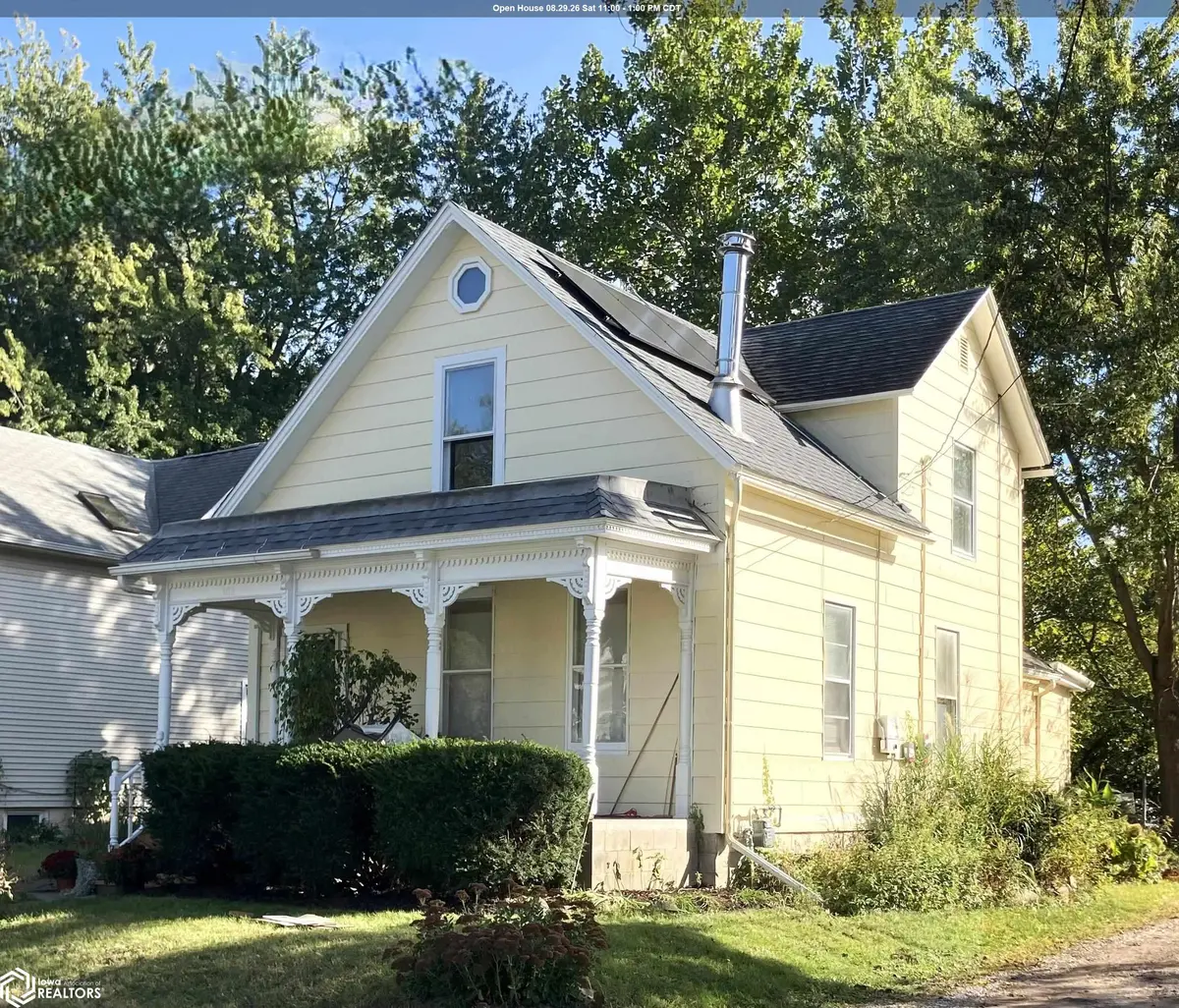 306 W Monroe AVE, Fairfield, IA 52556