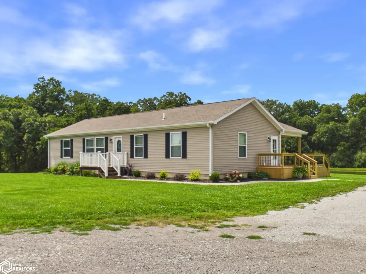 3587 238Th AVE, Keokuk, IA 52632