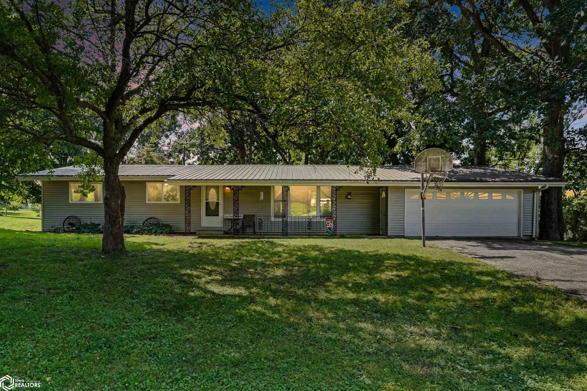 20010 Route J40, Keosauqua, IA 52565