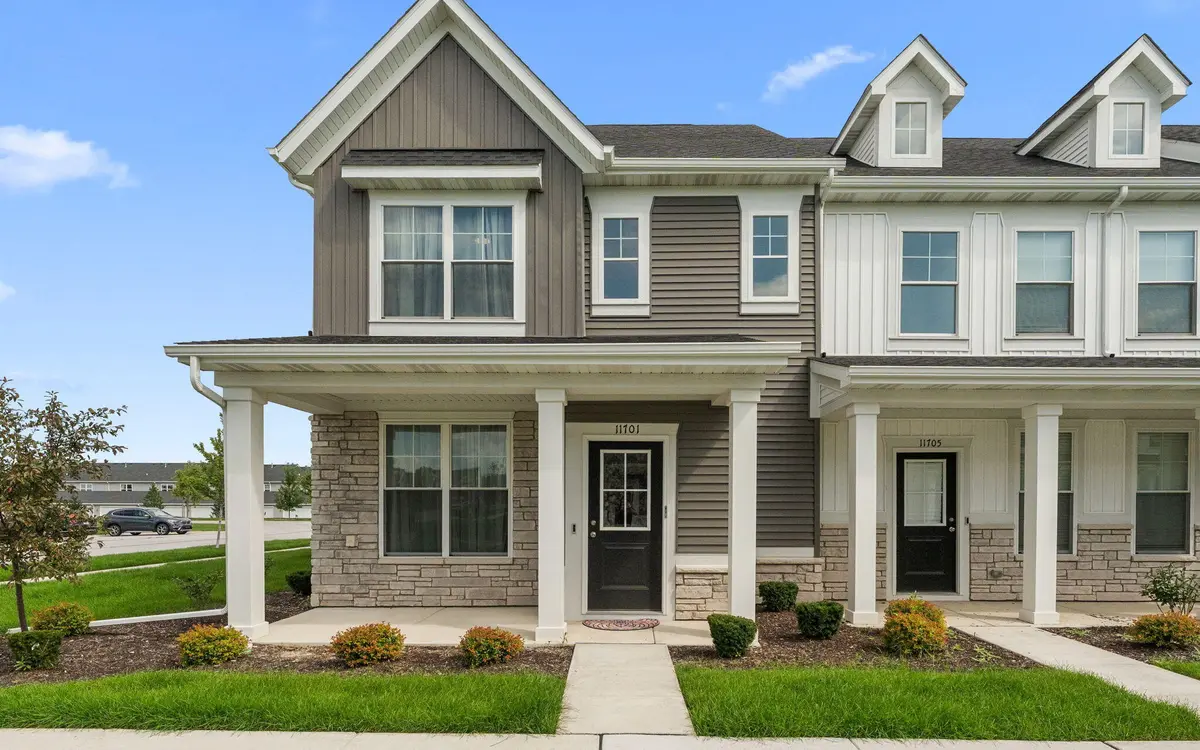 11701 Kentucky ST, Crown Point, IN 46307