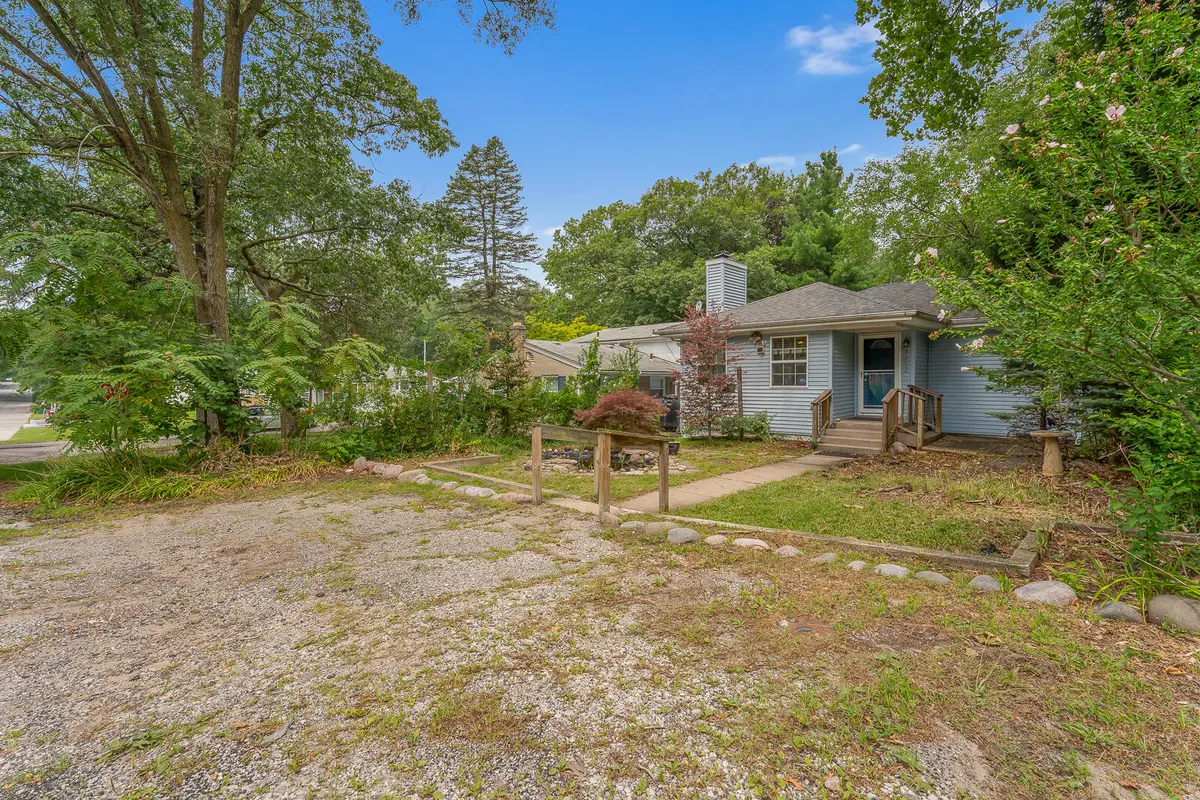 8602 Maple AVE, Gary, IN 46403