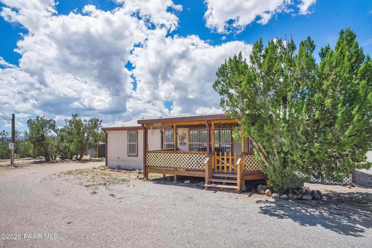 53770 N Mesa DR, Seligman, AZ 86337
