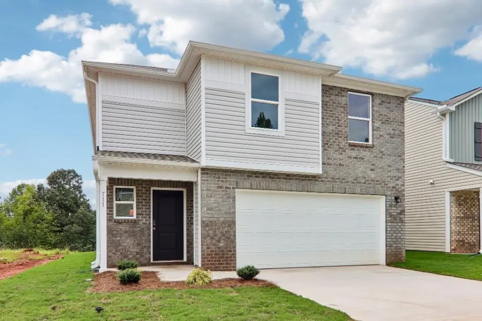 711 Tomlin TRL, Spartanburg, SC 29301