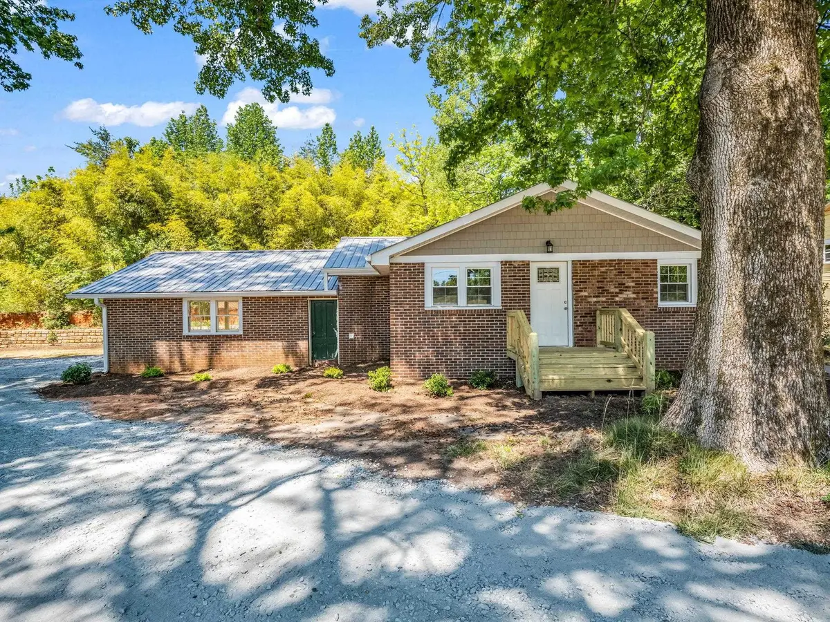 5923 N Highway 14, Landrum, SC 29356
