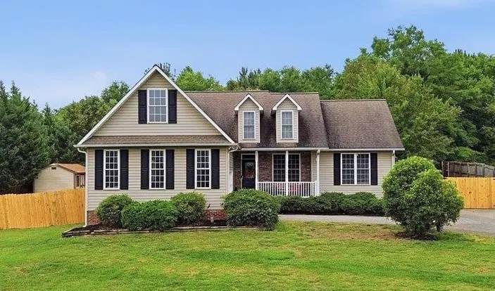 6223 New Cut RD, Inman, SC 29349