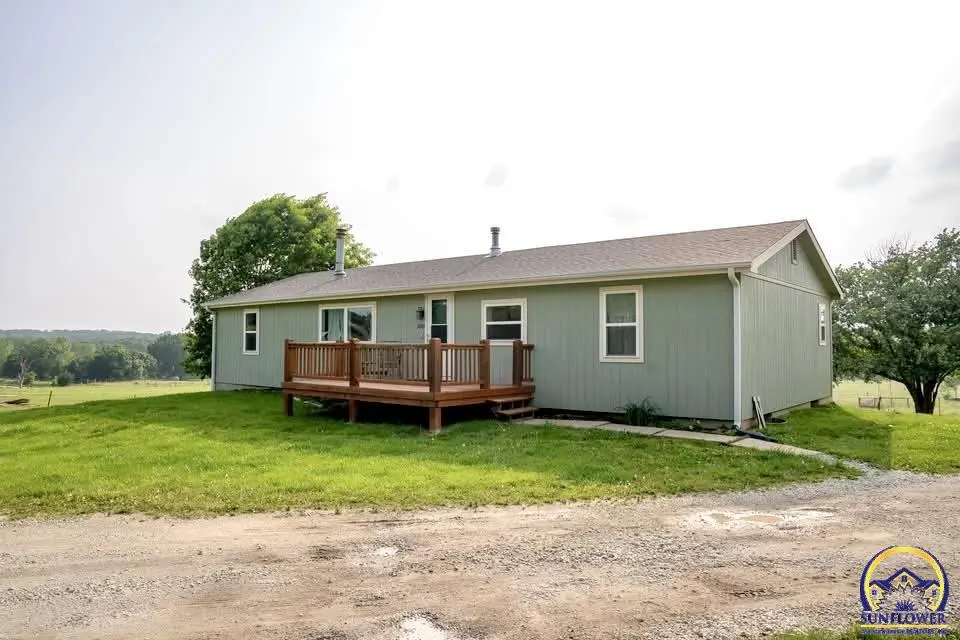 10769 X RD, Meriden, KS 66512