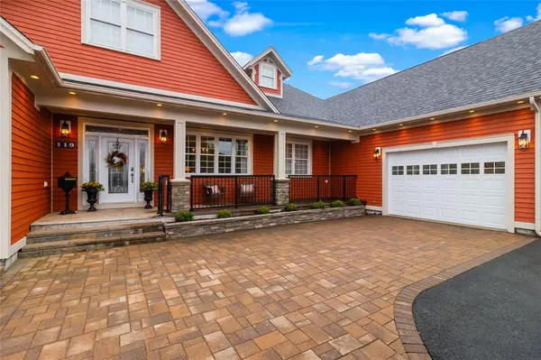 119 Groves Road, St. John's Nl, NL A1B 4L5