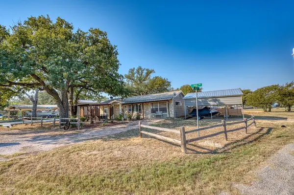 403 South Drive, Kingsland, TX 78639