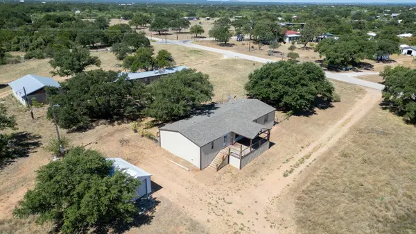 821 Ranch Road 261, Buchanan Dam, TX 78609