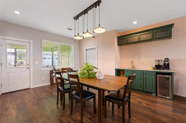 459 E Ridge LN, Niederwald, TX 78640