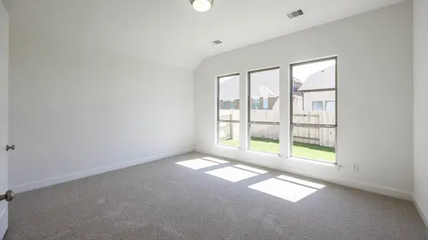 213 Green Brush DR, Liberty Hill, TX 78642