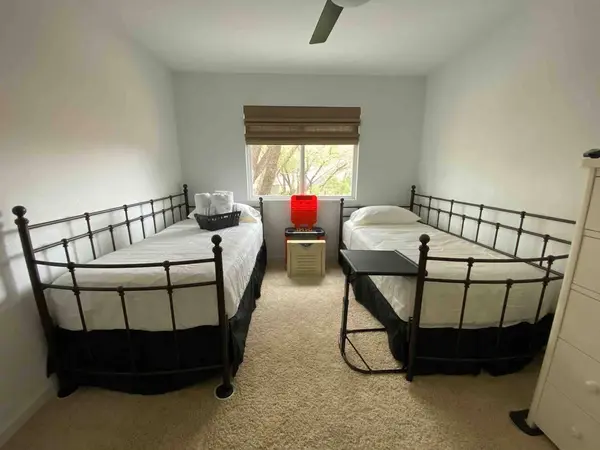 4102 Columbine DR, Austin, TX 78727