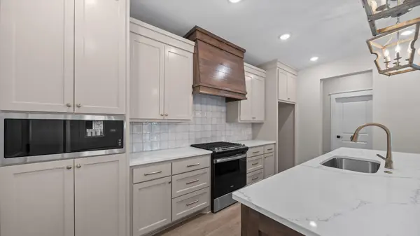 162 Buffalo Ridge RD, Giddings, TX 78942