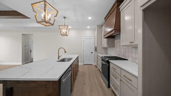 162 Buffalo Ridge RD, Giddings, TX 78942