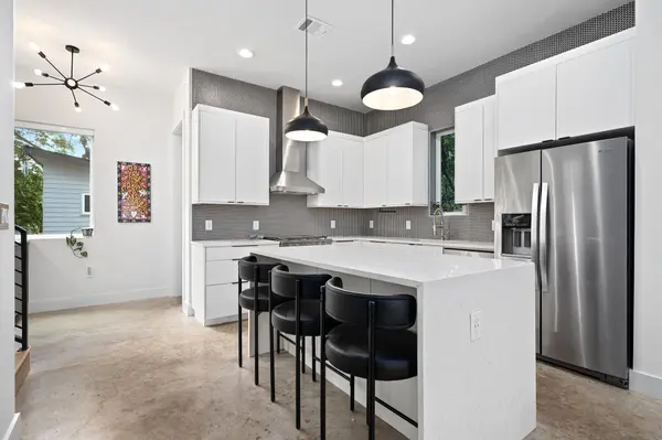 2605 S 2nd ST #2, Austin, TX 78704