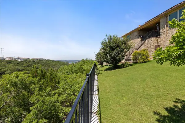 416 Maialina CV, Lakeway, TX 78738