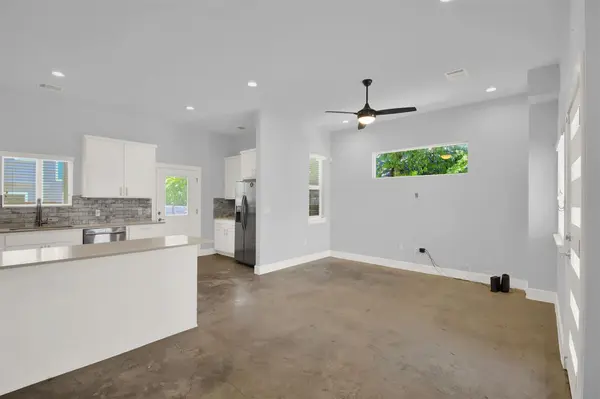 6902 Carver Ave #A, Austin, TX 78752