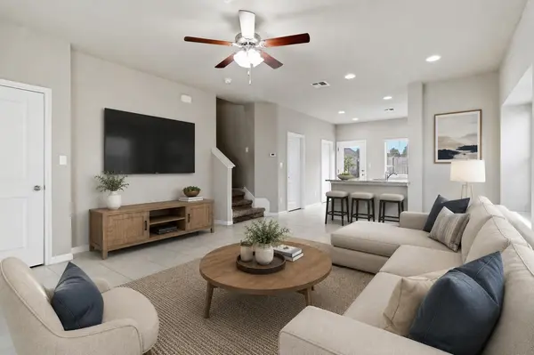 436 Spiny Lizard LN, San Marcos, TX 78666