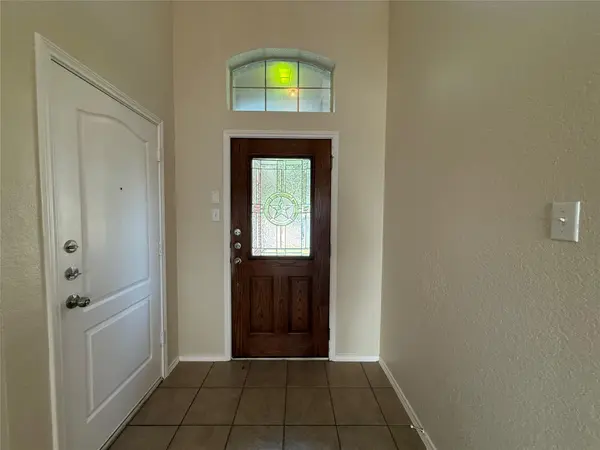 1529 Tonia LOOP, Round Rock, TX 78665