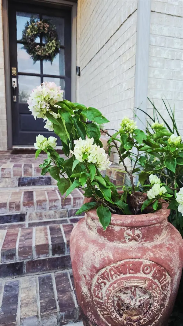 242 Freeman Loop Freeman Loop, Liberty Hill, TX 78642