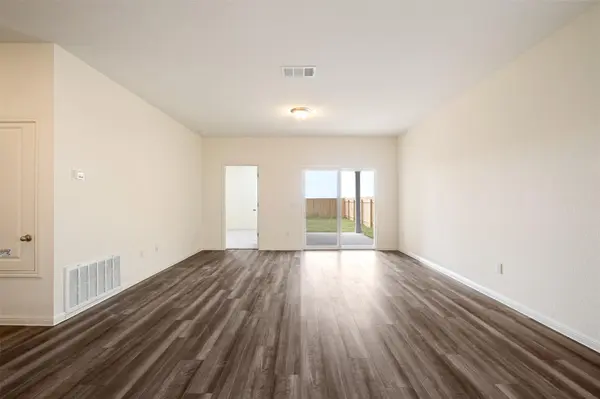 391 Wren LN, Kyle, TX 78640