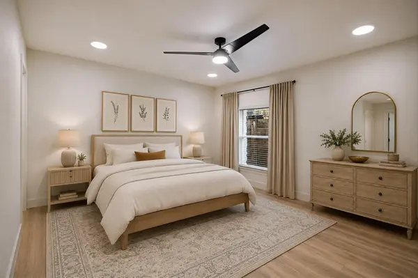 2406 Santa Maria ST, Austin, TX 78702
