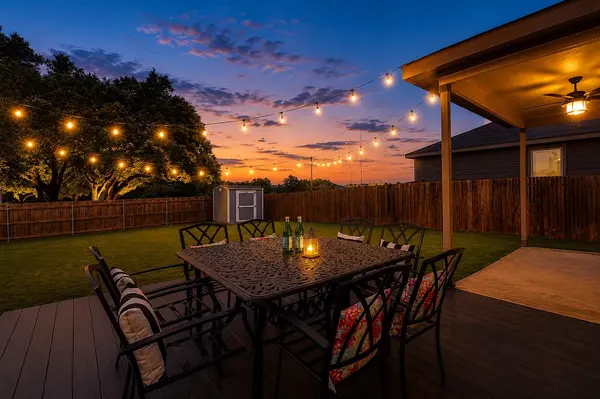 809 Whitman Ave, Georgetown, TX 78626