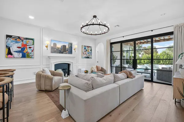 7904 Beacon Knob WAY, Austin, TX 78744