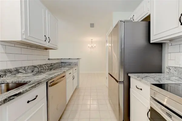 359 Fantail (A&B) LOOP, Austin, TX 78734