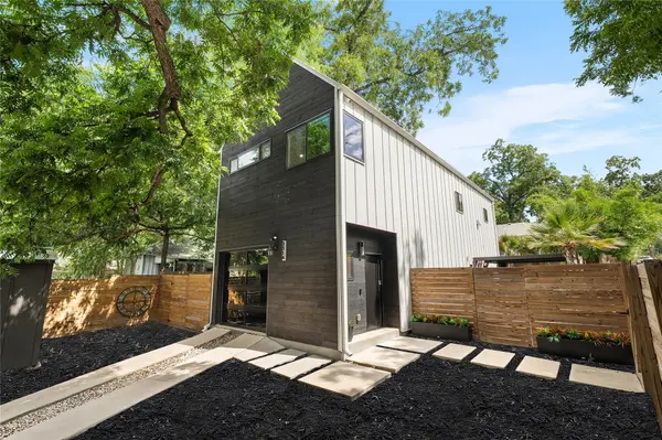 2214 Garden ST #2, Austin, TX 78702
