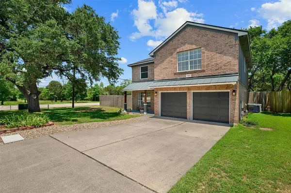105 Bluejack PL, Cedar Park, TX 78613