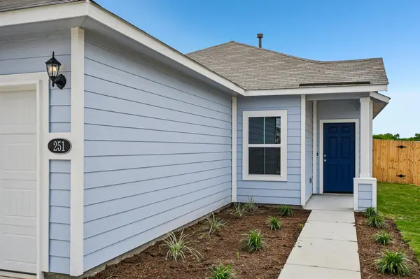 251 Haywood MNR, Maxwell, TX 78656