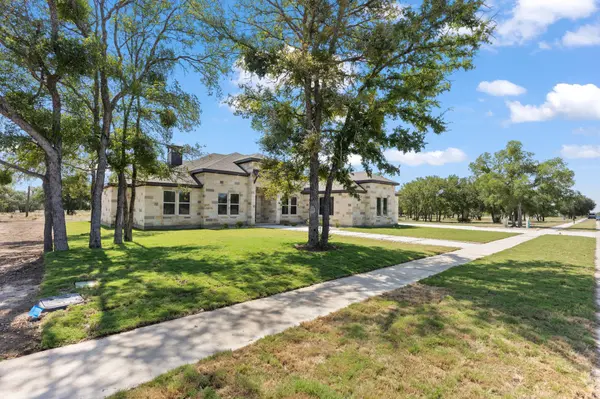 262 Sunday DR, Burnet, TX 78611
