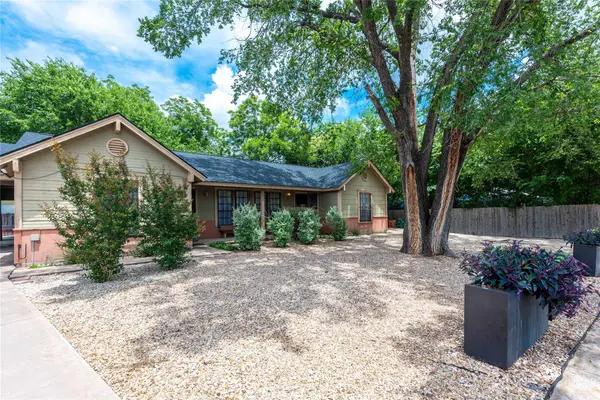 5006 Sara DR #B, Austin, TX 78721