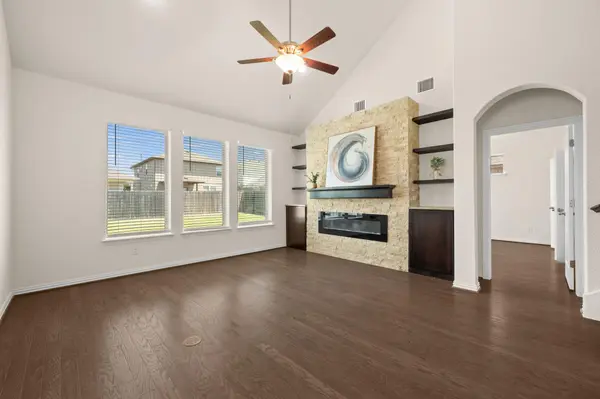 145 Findley Ave, Leander, TX 78641