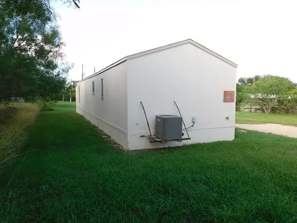 1770 St Johns RD, Dale, TX 78616