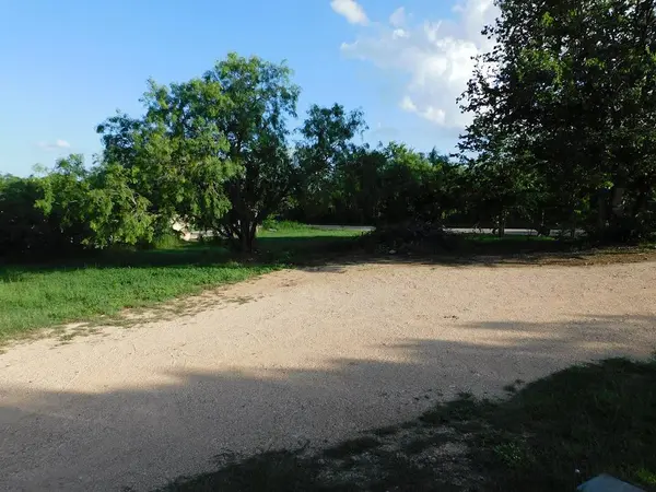 1770 St Johns RD, Dale, TX 78616