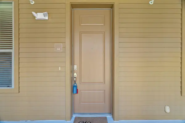 1001 The Cape #44, Horseshoe Bay, TX 78657