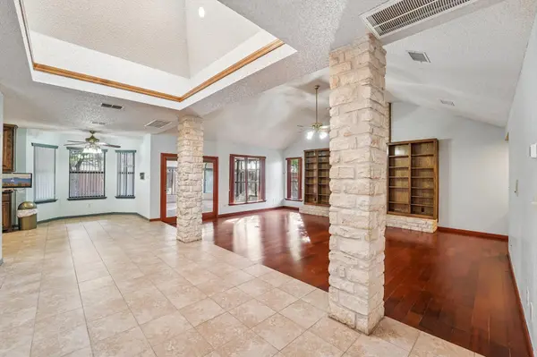 3700 Shady Valley DR, Austin, TX 78739