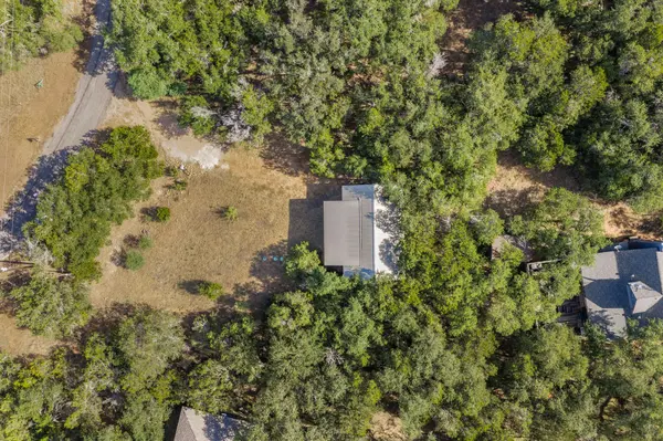 407 Breezing LN, Spicewood, TX 78669