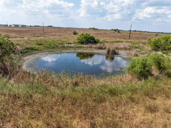 398 County Road 264 RD, Moulton, TX 77975