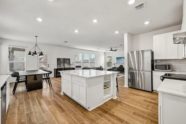 12720 Oxford Vineyard LN, Manor, TX 78653