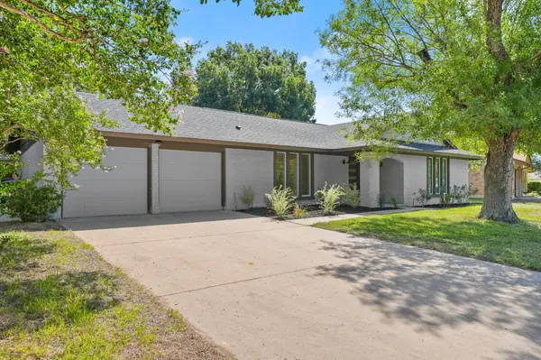 1400 S Meadows DR, Austin, TX 78758