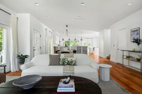 2413 Sharon LN, Austin, TX 78703