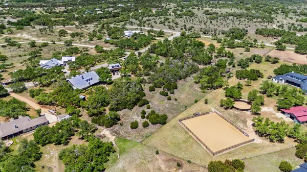 201 Medlin Creek LOOP, Dripping Springs, TX 78620