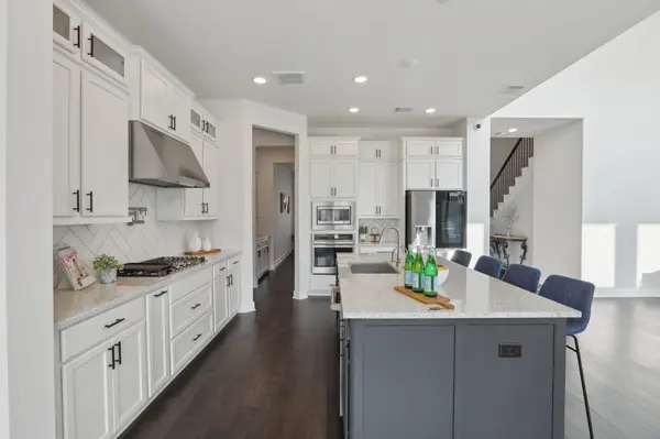 2436 Capestrano CIR, Round Rock, TX 78665
