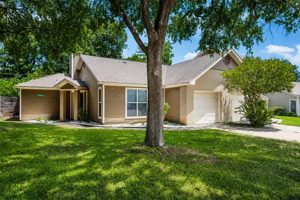 1302 Danbury SQ #A, Austin, TX 78723